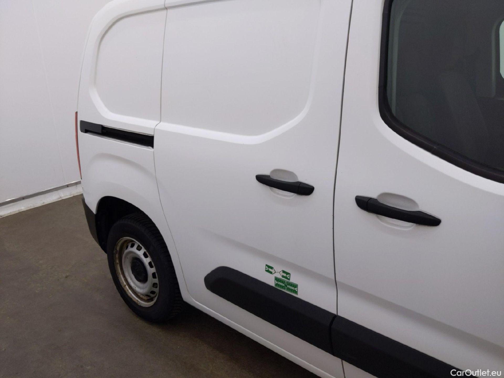  Citroen  Berlingo  Fourgon Club M 650 1.5 BlueHDi 75CV BVM5 E6dT #7