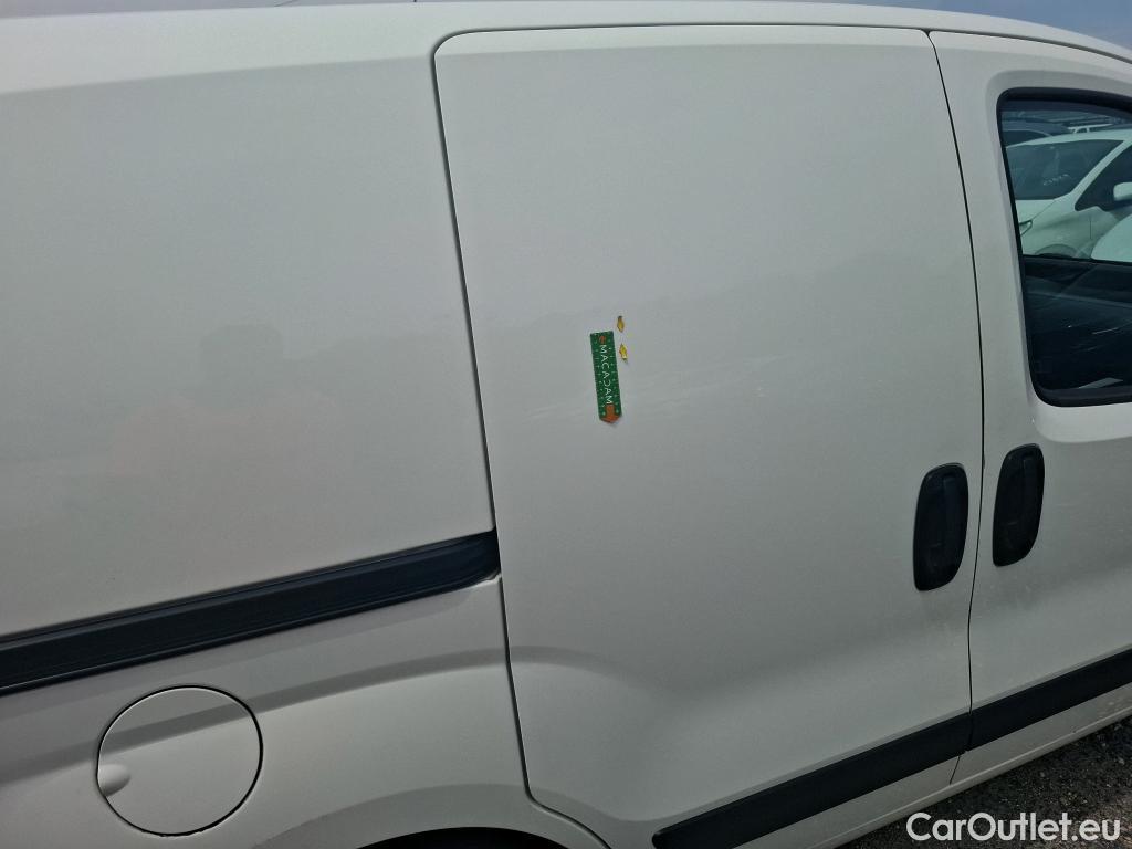  Fiat  Fiorino FIAT  VU 4p Fourgonnette 1.3 Multijet 80 Pack Professional Nav #16