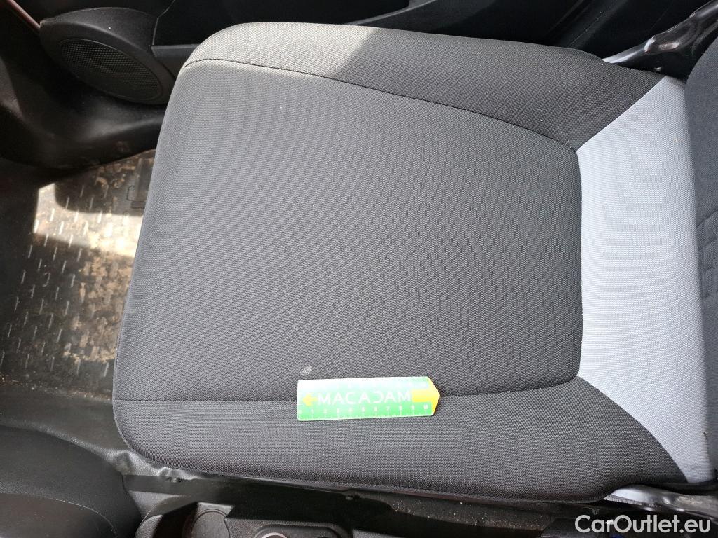  Fiat  Fiorino FIAT  VU 4p Fourgonnette 1.3 Multijet 80 Pack Professional Nav #1