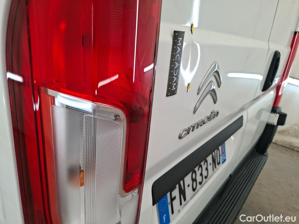  Citroen  Jumper CITROEN  CA VU 4p Fourgon 35 L2H2 BlueHDi 130 BVM6 Cab App Confort #11