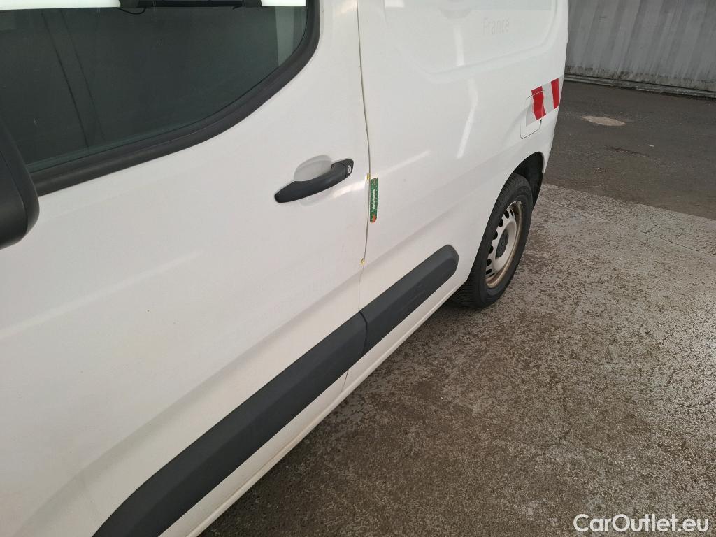  Citroen  Berlingo  Fourgon Club M 1000 1.5 BlueHDi 75CV BVM5 E6dT #4