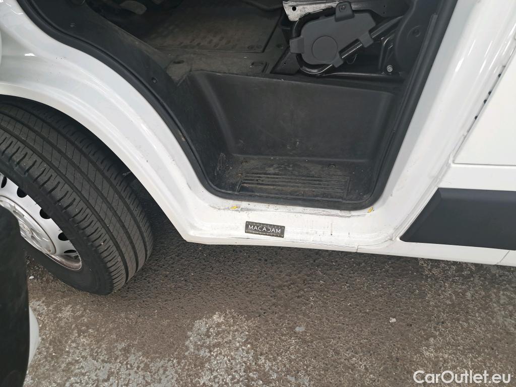  Peugeot  Boxer PEUGEOT  VU 4p Fourgon BLUEHDI 110 PREMIUM 330 L2H2 #43