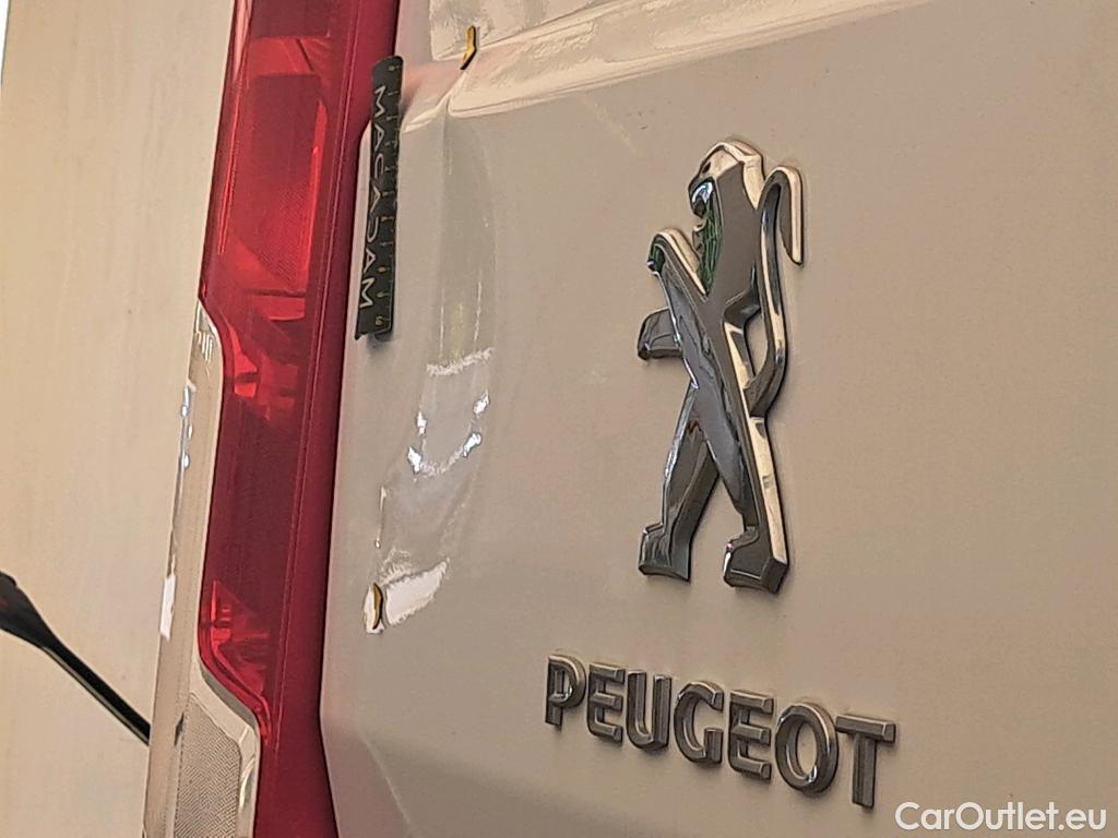  Peugeot  Boxer PEUGEOT  VU 4p Fourgon BLUEHDI 110 PREMIUM 330 L2H2 #14