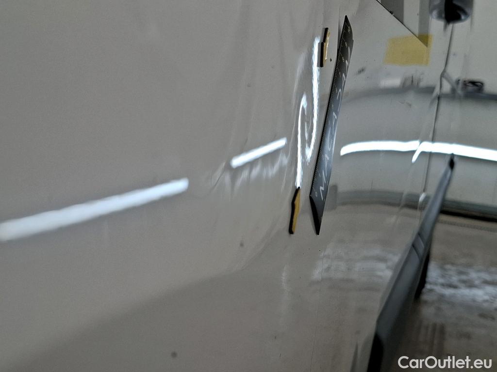  Renault  Master  III Fourgon L2H2 3 5 Grand Confort dCi 130CV BVM6 E6 #57