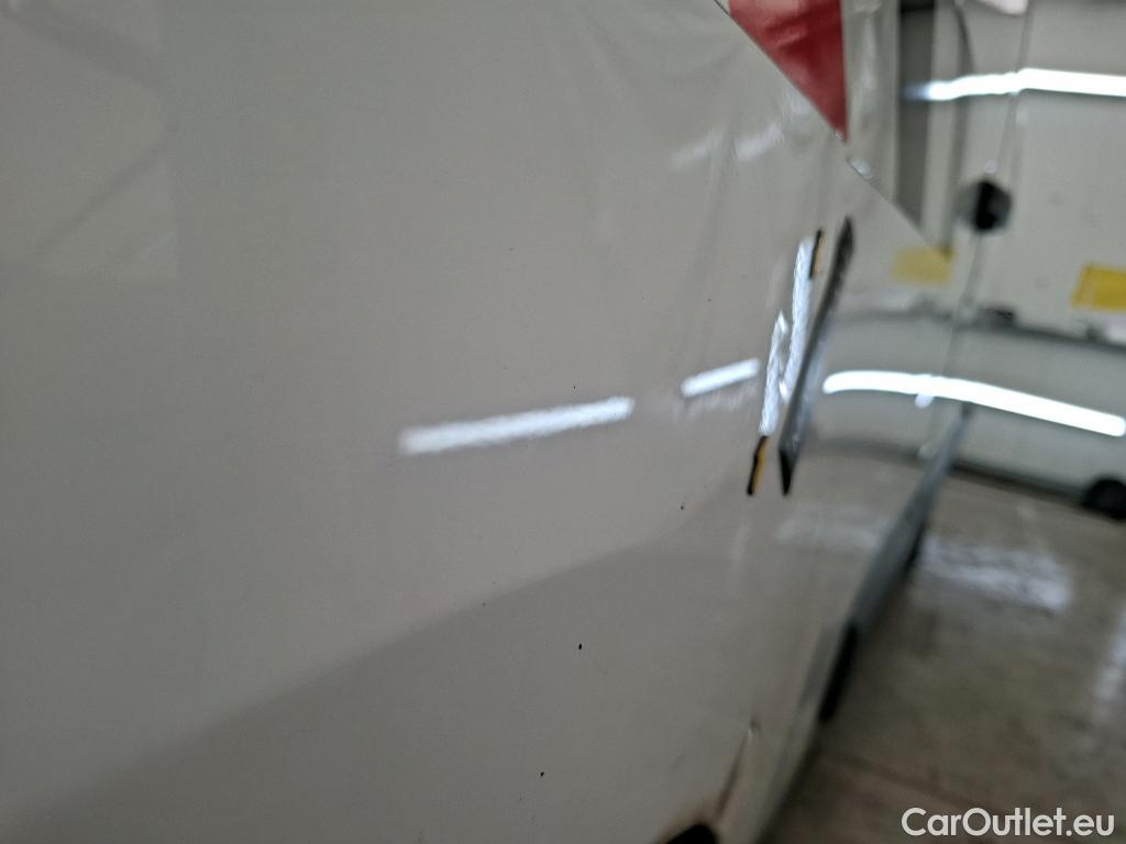  Renault  Master  III Fourgon L2H2 3 5 Grand Confort dCi 130CV BVM6 E6 #56