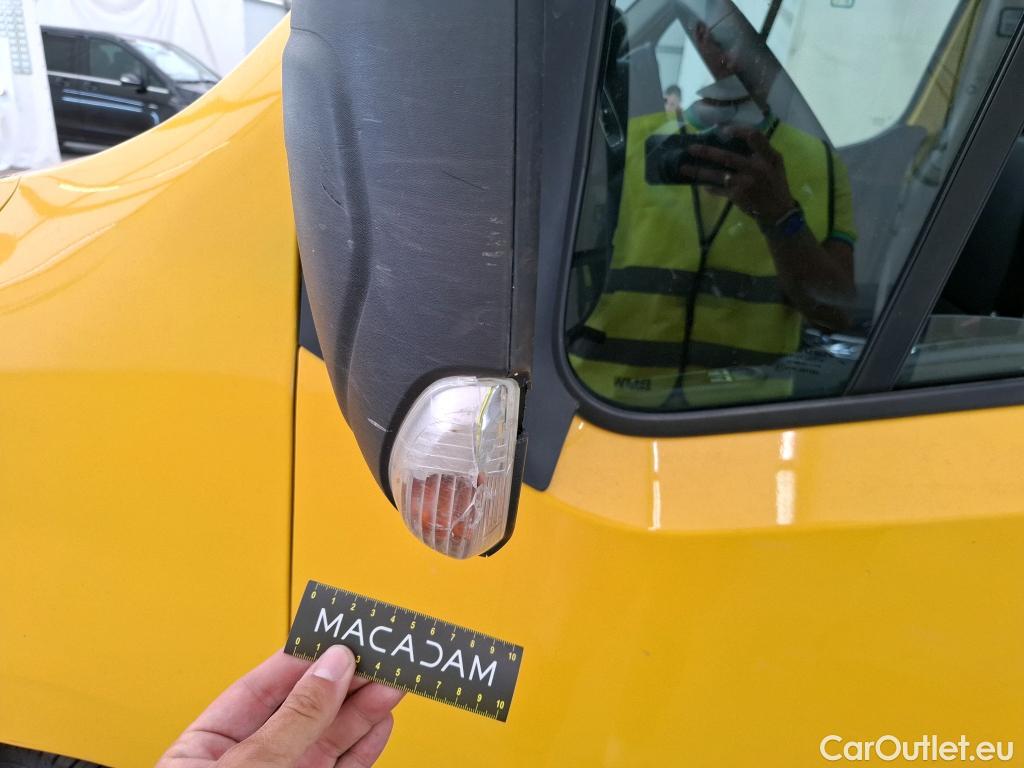  Renault  Master RENAULT  / 2019 / 4P / Fourgon tôlé FG Z.E.Tr CF F3100 L2H2 R75 AI - 19 #33