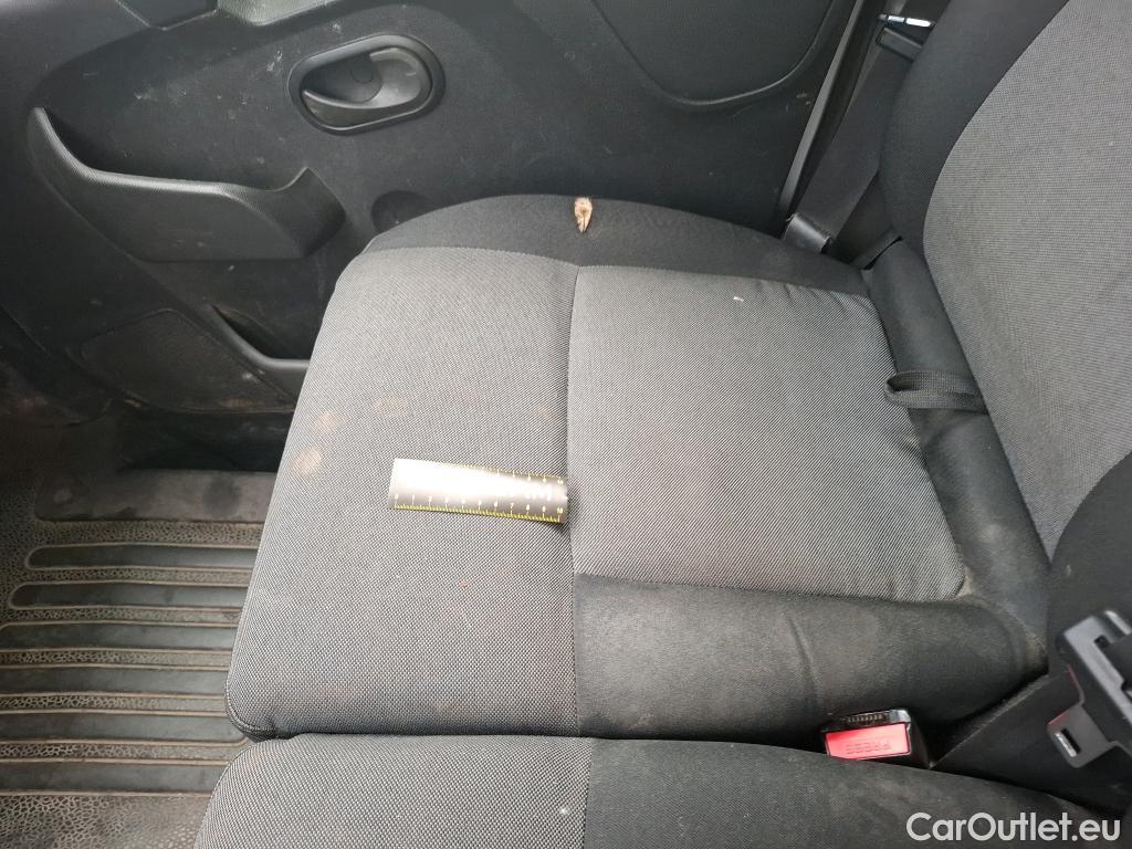  Renault  Master  III Fourgon L2H2 3 5 Grand Confort dCi 130CV BVM6 E6 #108