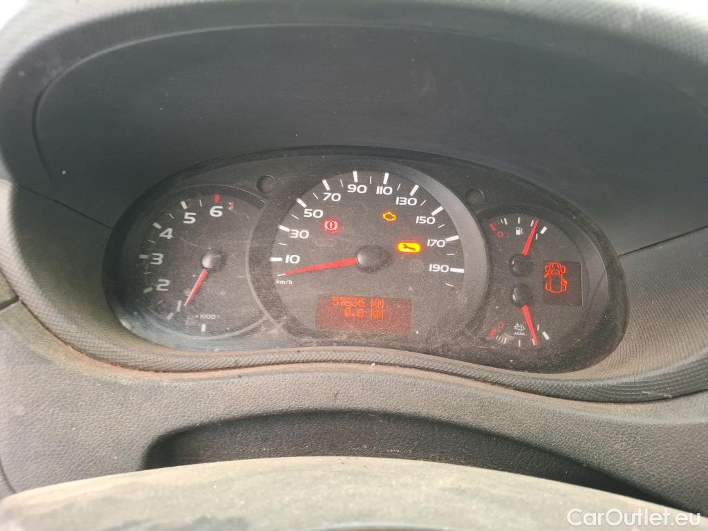 Renault  Master  III Fourgon L2H2 3 5 Grand Confort dCi 130CV BVM6 E6 #133