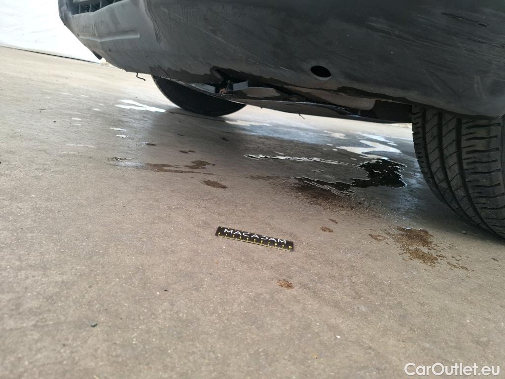  Renault  Master  III Fourgon L2H2 3 5 Grand Confort dCi 130CV BVM6 E6 #62