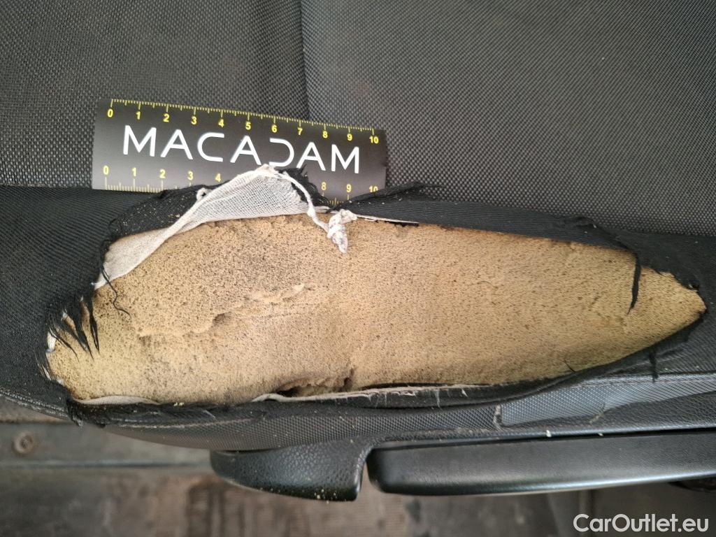 Renault  Master  III Fourgon L2H2 3 5 Grand Confort dCi 130CV BVM6 E6 #9