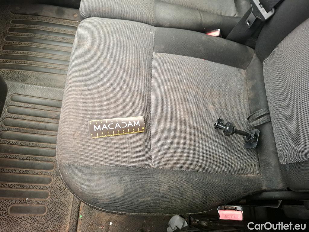  Renault  Master  III Fourgon L2H2 3 5 Grand Confort dCi 130CV BVM6 E6 #127