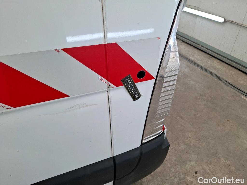  Renault  Master  III Fourgon L2H2 3 5 Grand Confort dCi 130CV BVM6 E6 #103