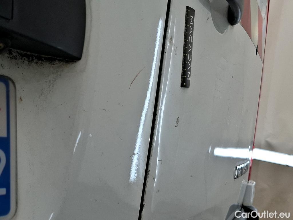  Renault  Master  III Fourgon L2H2 3 5 Grand Confort dCi 130CV BVM6 E6 #18
