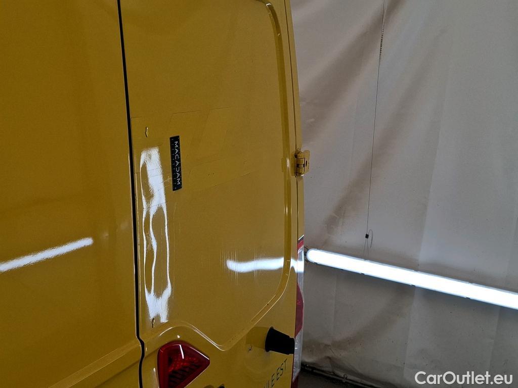  Renault  Master RENAULT  / 2019 / 4P / Fourgon tôlé FG Z.E.Tr CF F3100 L2H2 R75 AI - 19 #4