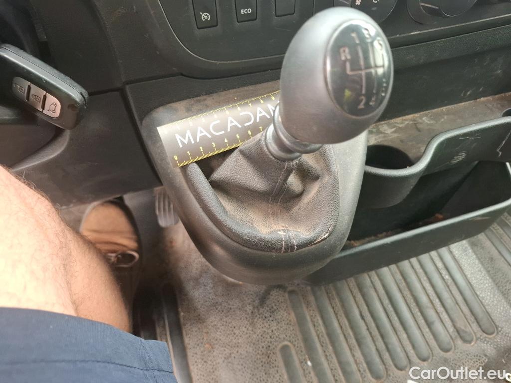  Renault  Master  III Fourgon L2H2 3 5 Grand Confort dCi 130CV BVM6 E6 #87