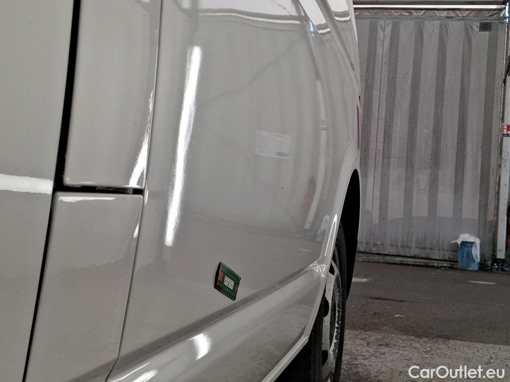 Volkswagen  Transporter VOLKSWAGEN  / 2019 / 4P / Fourgon tôlé 2.0 TDi 150 4MO L1H1 Business Line #5