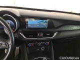  Alfa Romeo   STELVIO ALFA ROMEO / 2017 / 5P / SUV 2.2 TD 210 CV SUPER AT8 Q4 #56