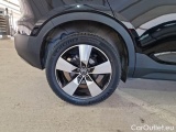  Volvo  XC 40 VOLVO XC40 / 2017 / 5P / SUV T3 AUTOMATICO MOMENTUM PRO #18