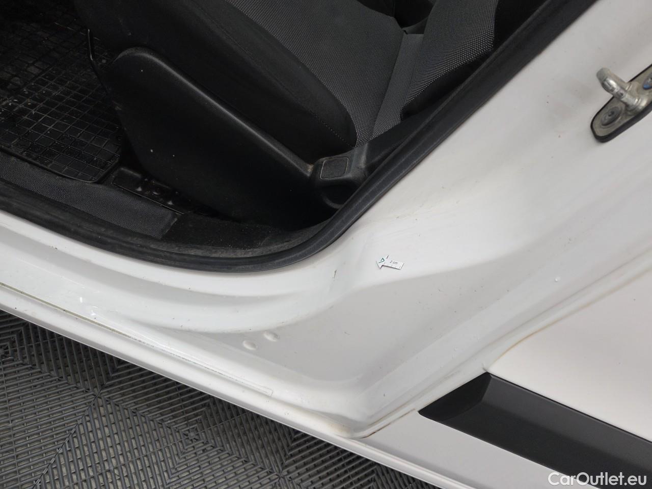  Citroen  Berlingo 1.6 BlueHDi 100 Feel L1 99HP #9