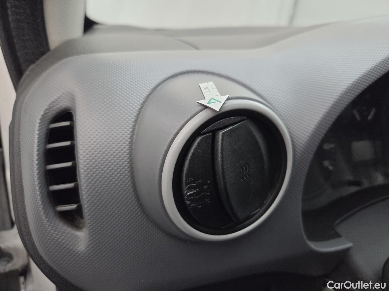 Citroen  Berlingo 1.6 BlueHDi 100 Feel L1 99HP #71