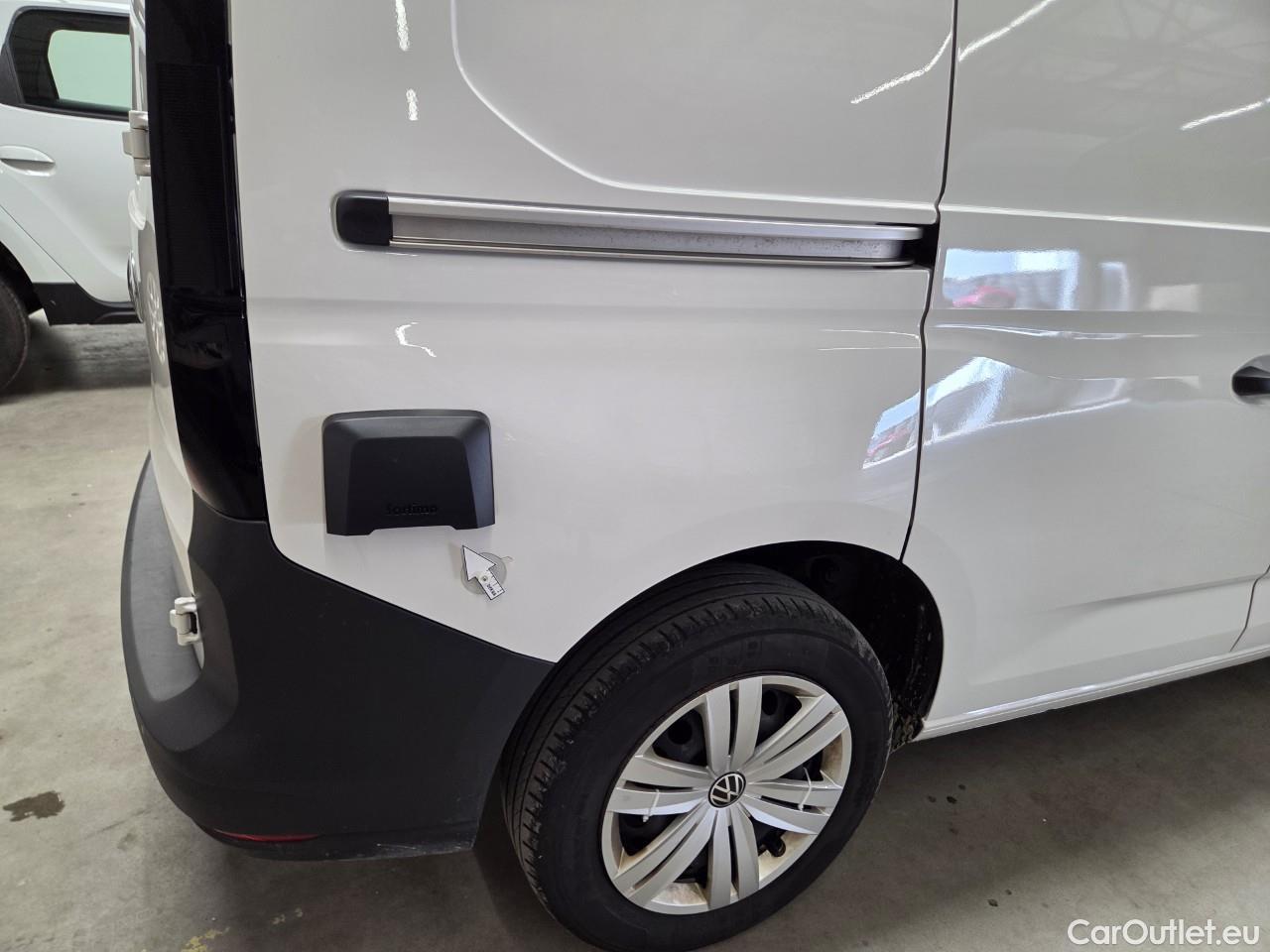 Volkswagen  Caddy Cargo 2.0 TDI 90 kW #7