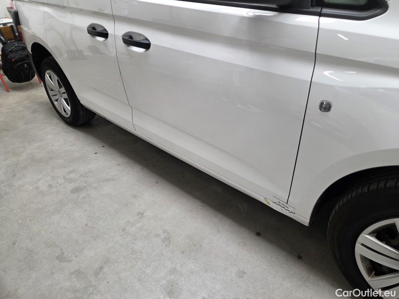 Volkswagen  Caddy Cargo 2.0 TDI 90 kW #13