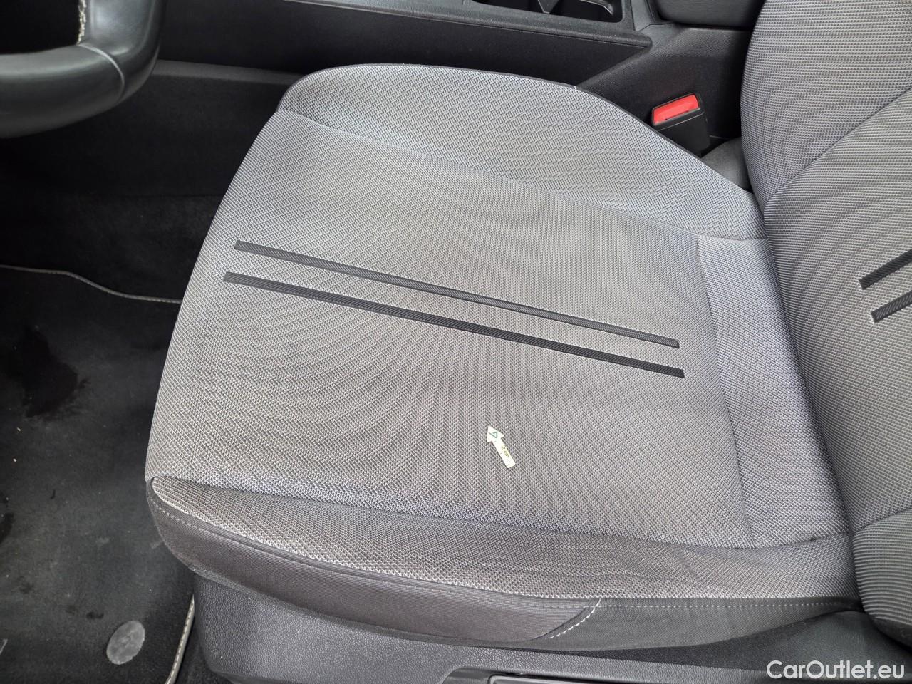  Seat  Leon 1.5 eTSI 150CP mHEV Style DSG7 #9