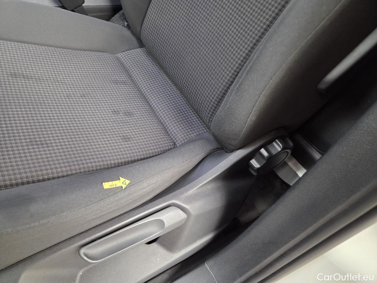  Volkswagen  Caddy Cargo 2.0 TDI 90 kW #34