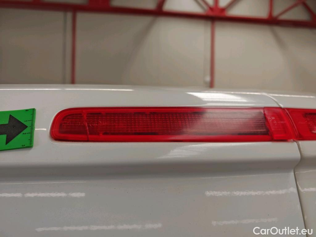  Volkswagen  Transporter KR 2.0 TDI 81KW #7