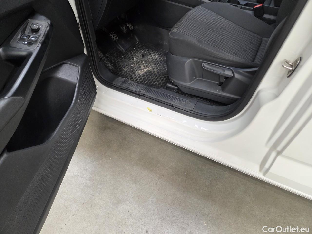  Volkswagen  Caddy Cargo 2.0 TDI 90 kW #2