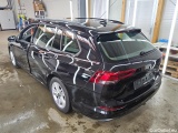  Volkswagen  Golf  VIII Variant Life 2.0 TDI 110KW AT7 E6d #8