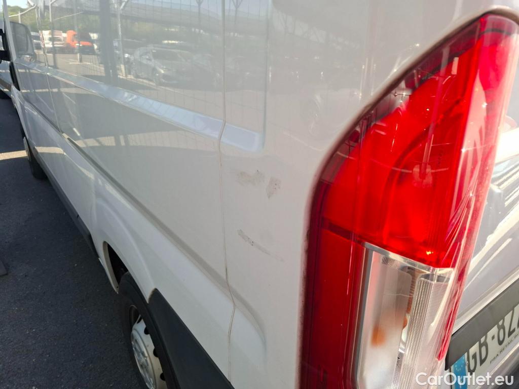  Peugeot  Boxer PEUGEOT  / 2014 / 4P / Fourgon tôlé BlueHDi 140 S&S ASPHALT 330 L2H2 #51