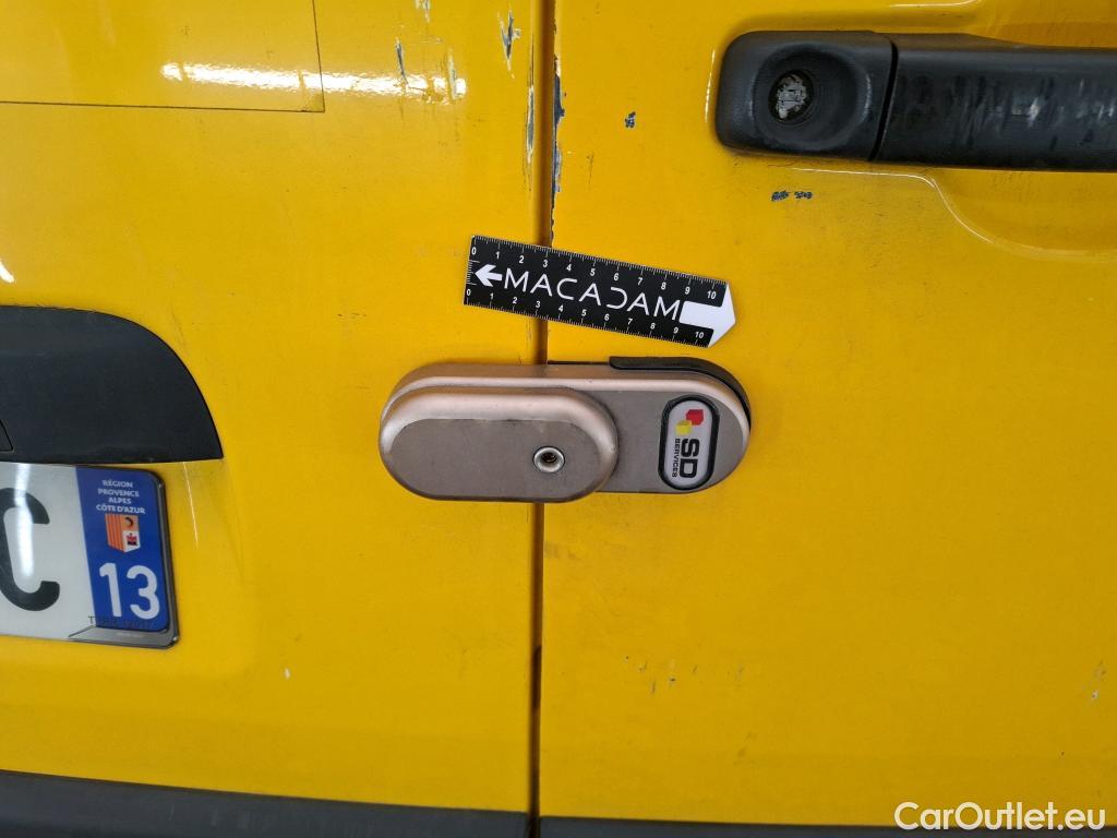  Renault  Master RENAULT  / 2019 / 4P / Fourgon tôlé FG Z.E.Tr CF F3100 L2H2 R75 AI - 19 #7