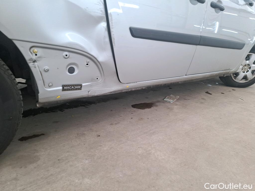  Renault  Kangoo  Express Maxi Extra (Série Spéciale) 1.5 dCi 90CV BVM5 E6 #48