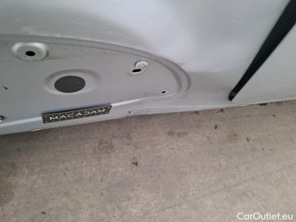  Renault  Kangoo  Express Maxi Extra (Série Spéciale) 1.5 dCi 90CV BVM5 E6 #51