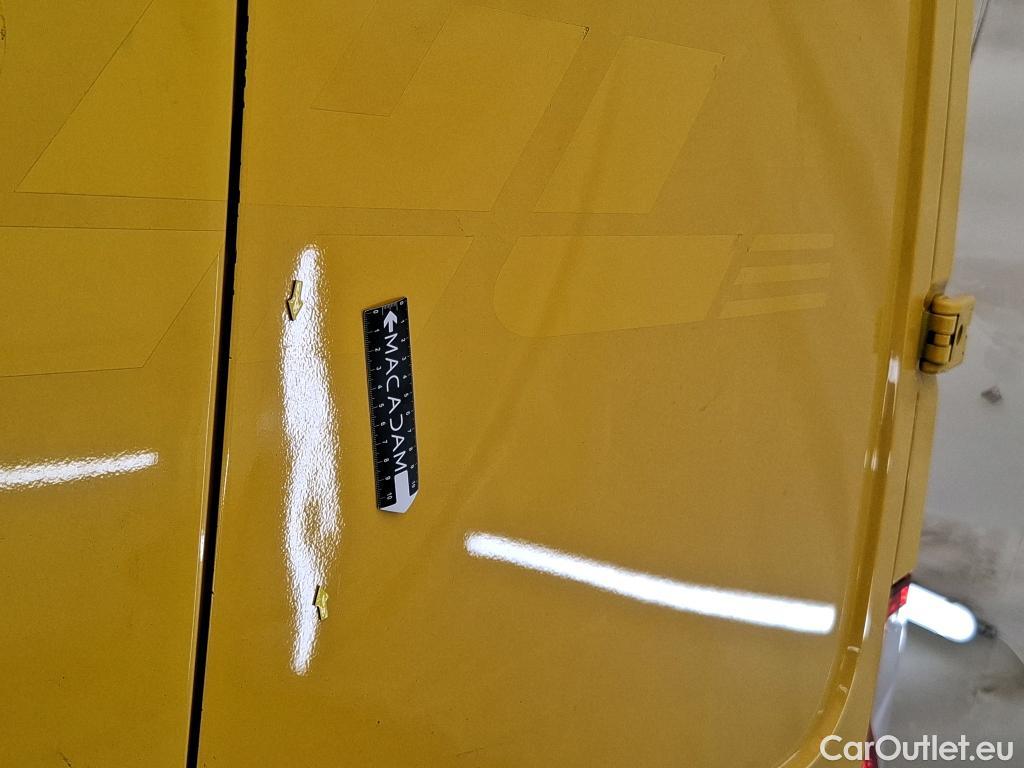  Renault  Master RENAULT  / 2019 / 4P / Fourgon tôlé FG Z.E.Tr CF F3100 L2H2 R75 AI - 19 #3