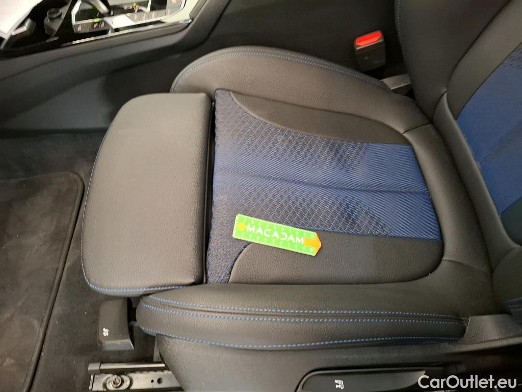  Bmw  Serie 1 Série 1 Berline 120 i Edition M Sport Pro 2.0 180CV BVA7 E6d #9
