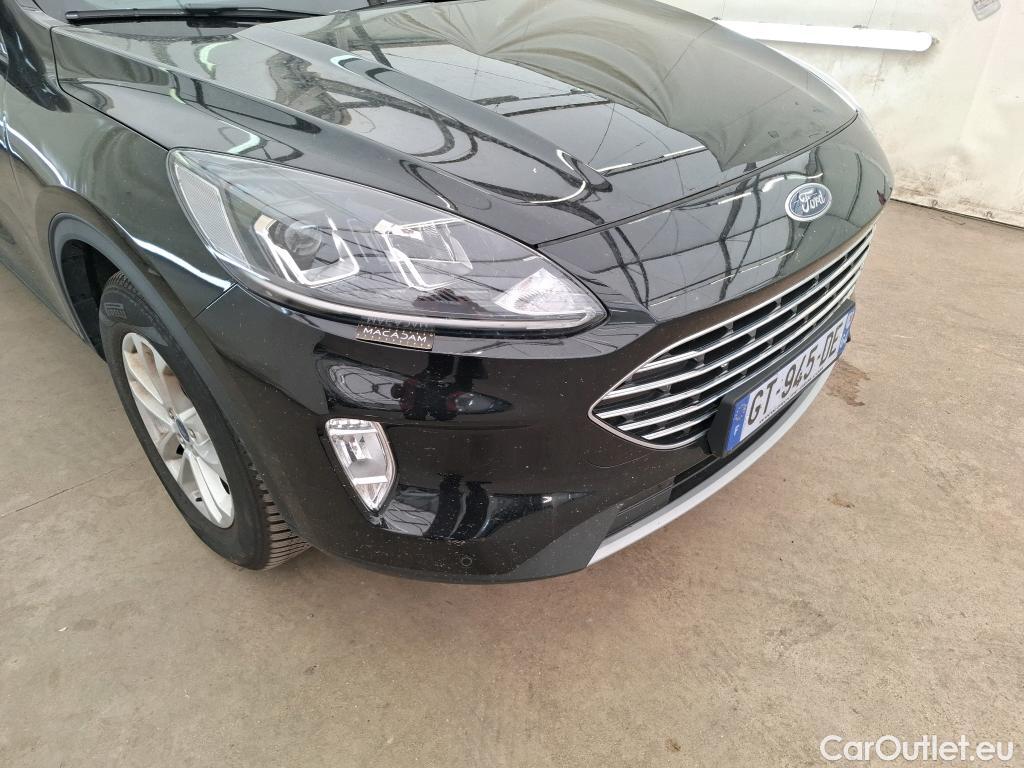  Ford  Kuga  Plug-In Hybrid Titanium 2.5 240CV BVA6 E6d #51