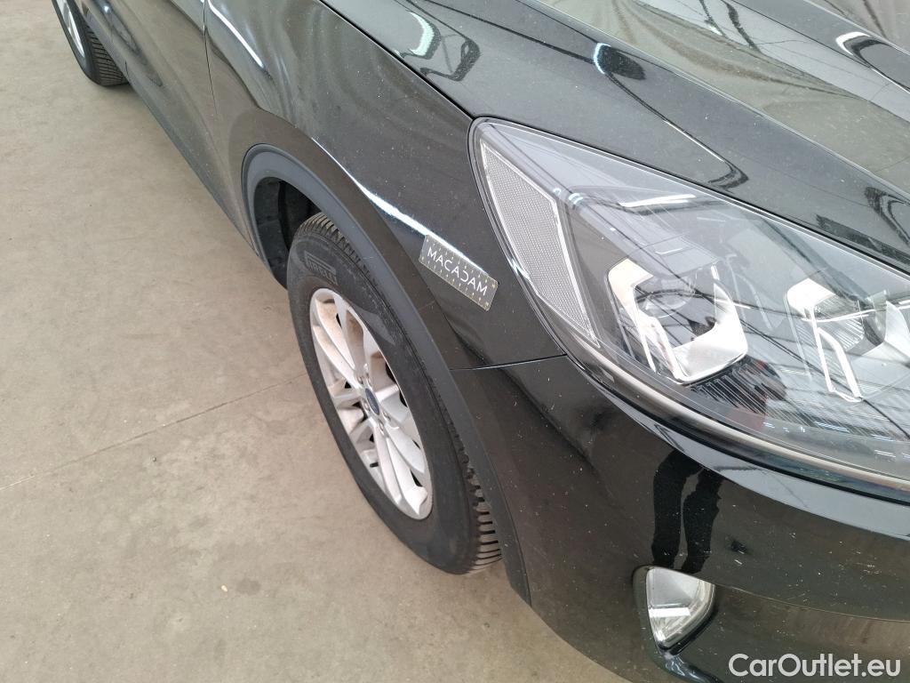  Ford  Kuga  Plug-In Hybrid Titanium 2.5 240CV BVA6 E6d #38