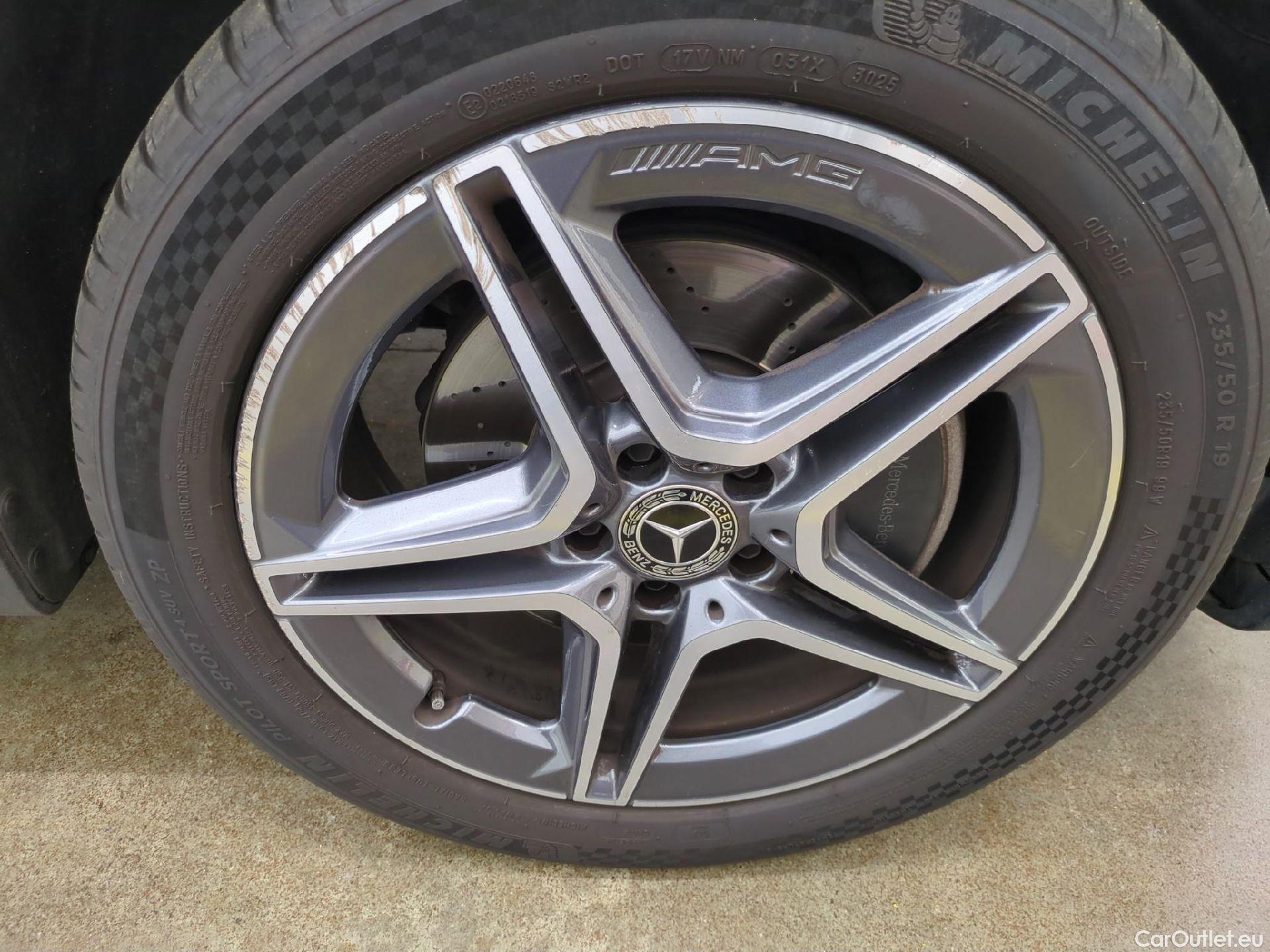  Mercedes  GLB MERCEDES-BENZ  / 2019 / 5P / SUV  200 d AMG Line #2