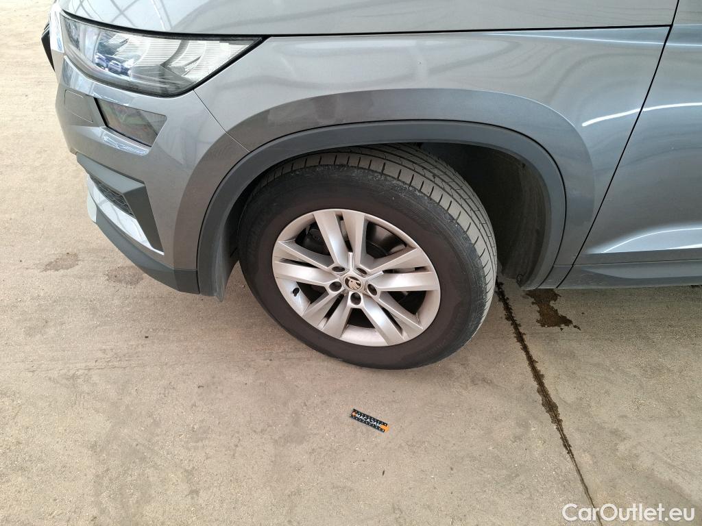  Skoda  Kodiaq  Business 1.5 TSI 150CV BVA7 7 Sieges E6d #4