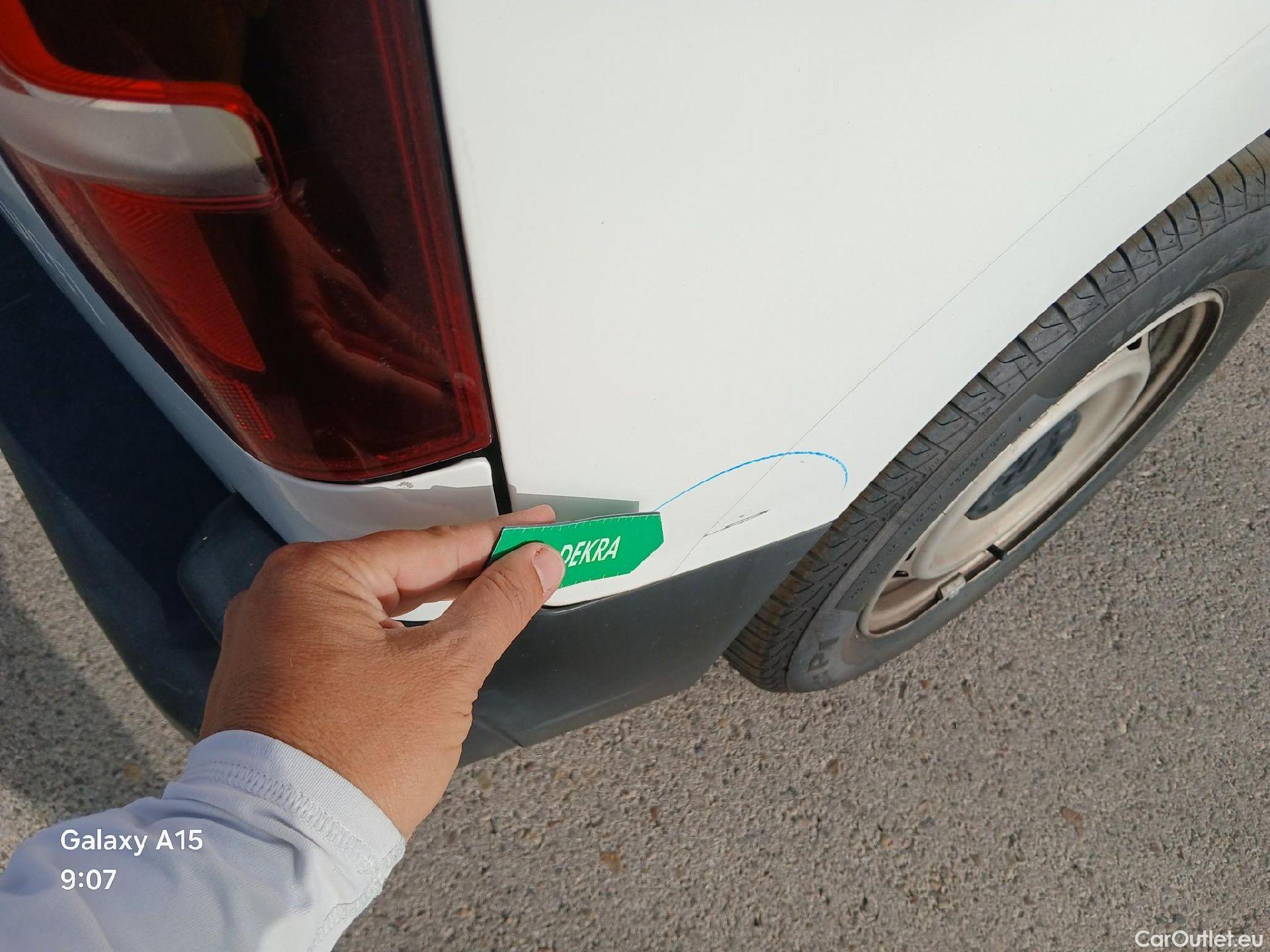  Citroen  Berlingo CITROEN  / 2018 / 3P / furgón derivado de turismo Talla M BlueHDi 100 CONTROL #23