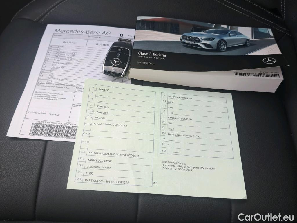  Mercedes  E-Klasse MERCEDES-BENZ Clase E / 2020 / 4P / sedán E 200 #1