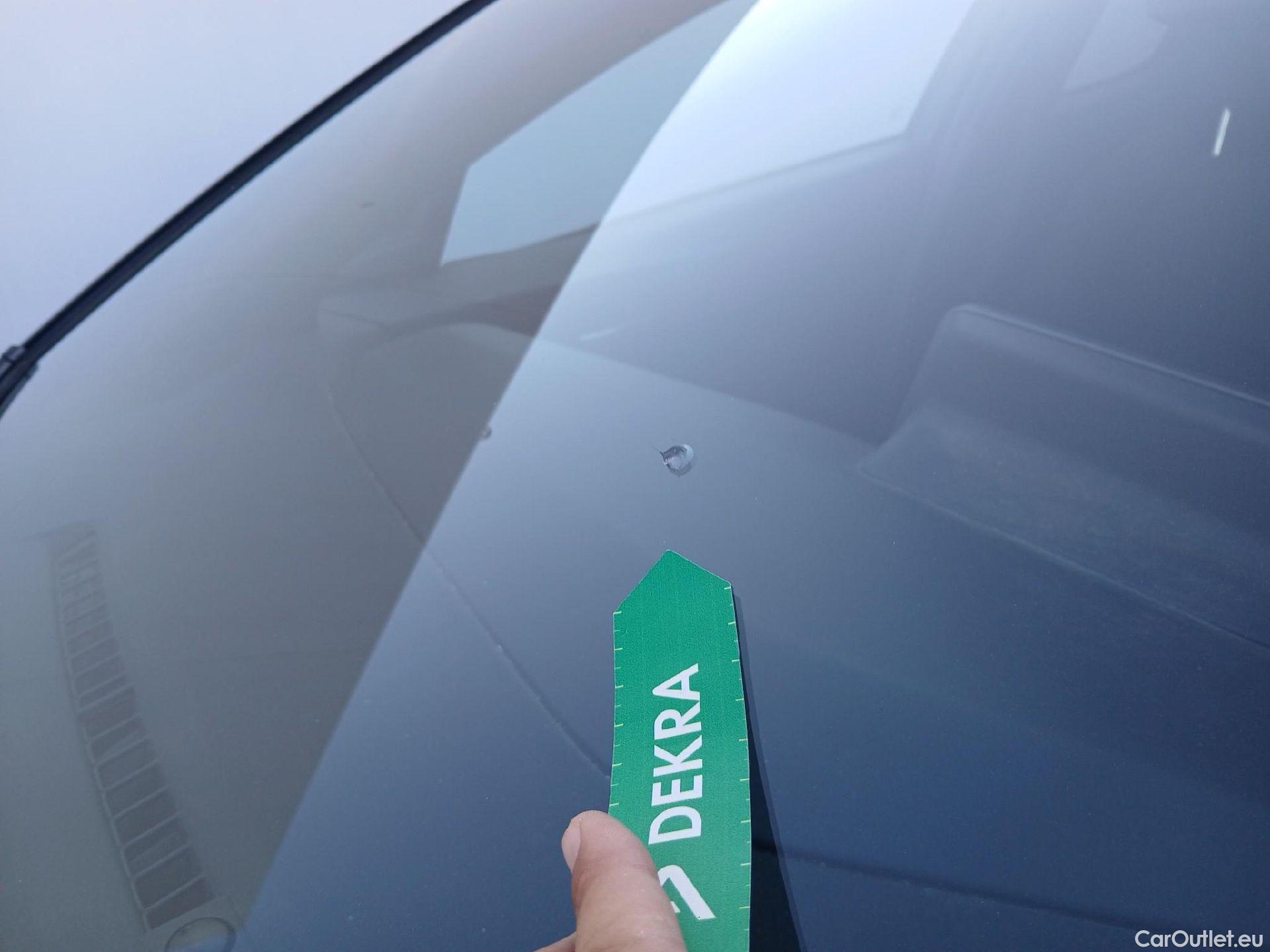  Toyota  C-HR TOYOTA  / 2019 / 5P / todoterreno 2.0 180H Advance #7
