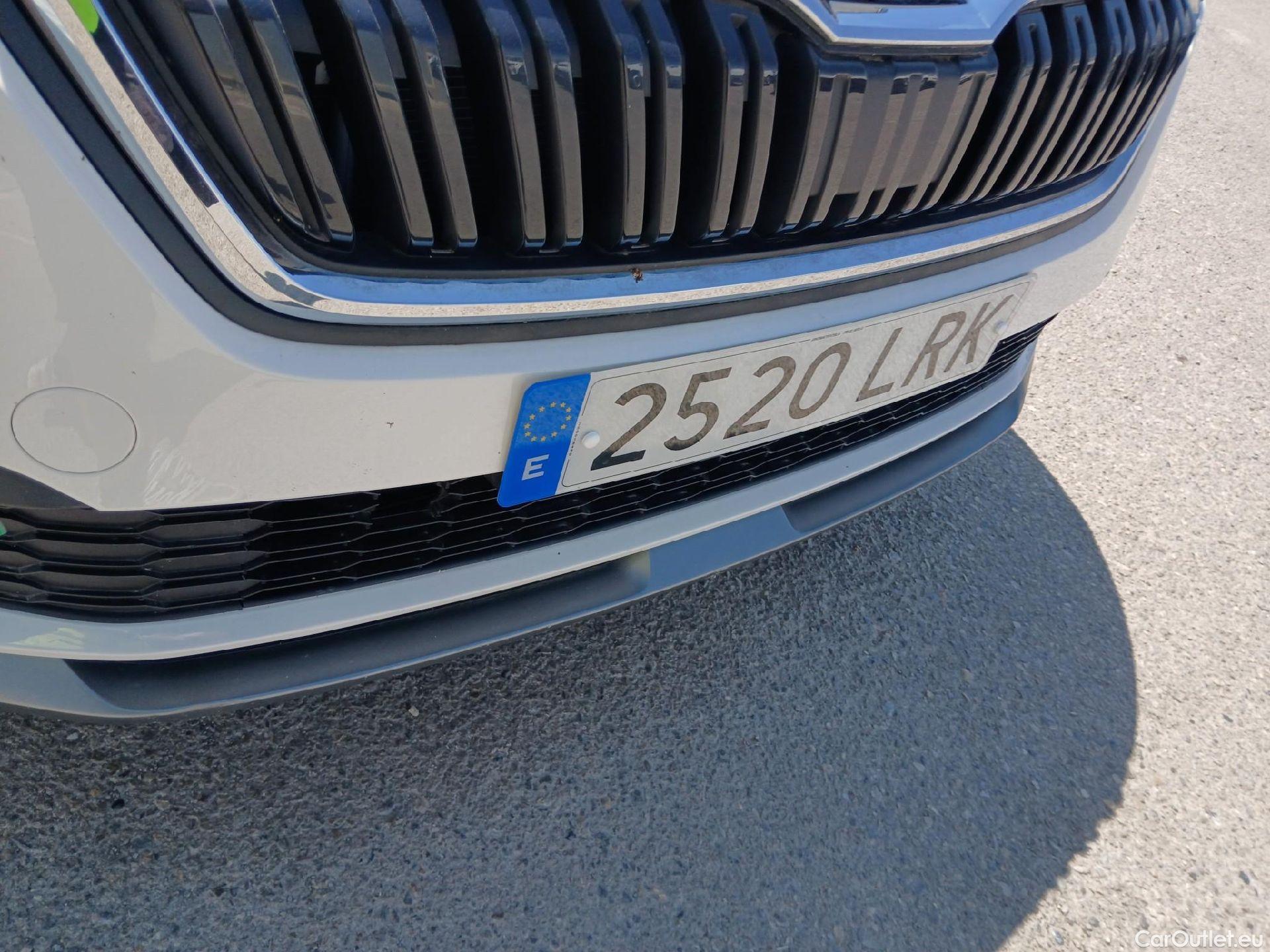  Skoda  KAMIQ SKODA  1.0 TSI 81kW (110CV) DSG Ambition (CX) #7