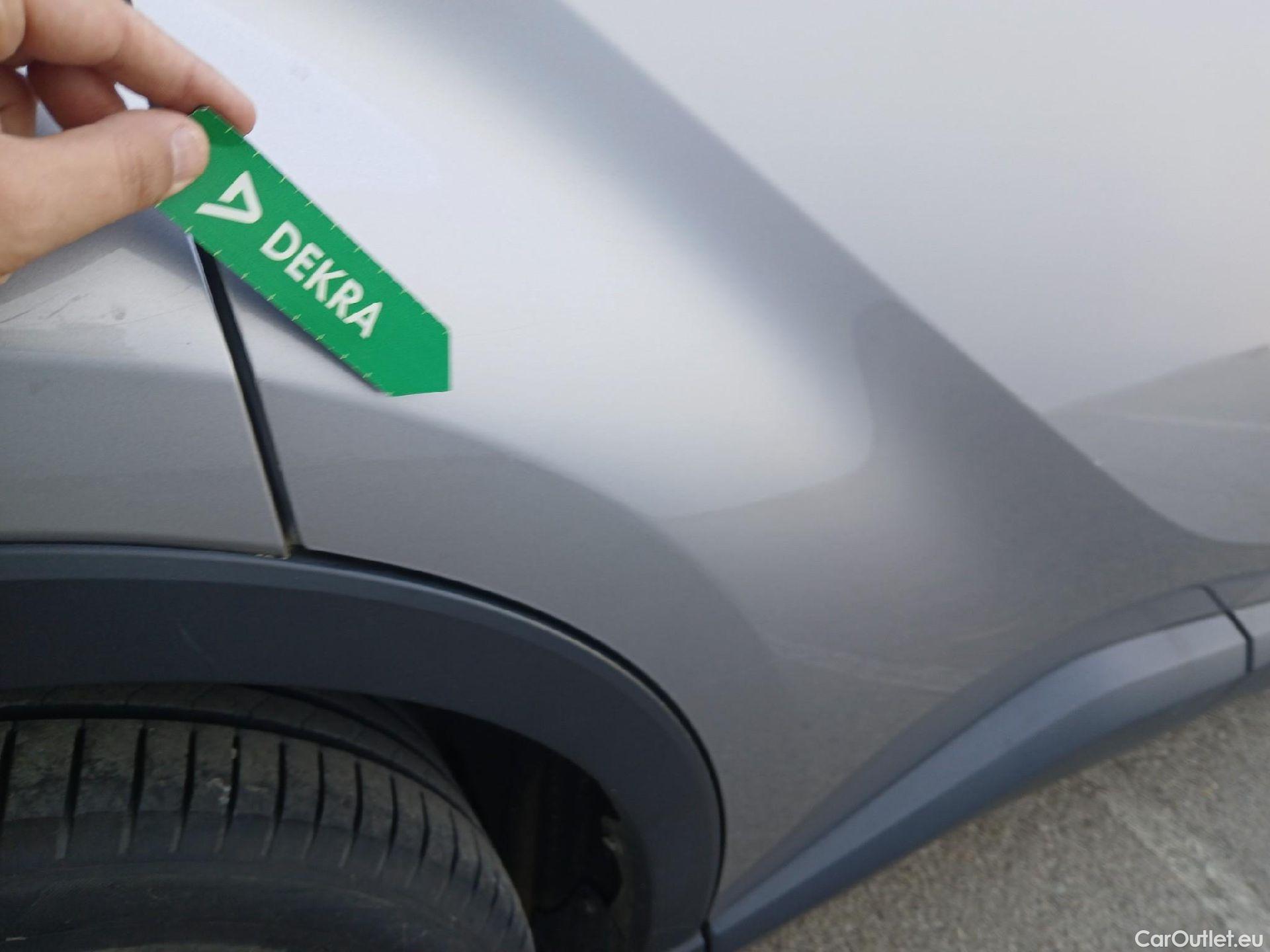 Toyota  C-HR TOYOTA  / 2019 / 5P / todoterreno 2.0 180H Advance #39