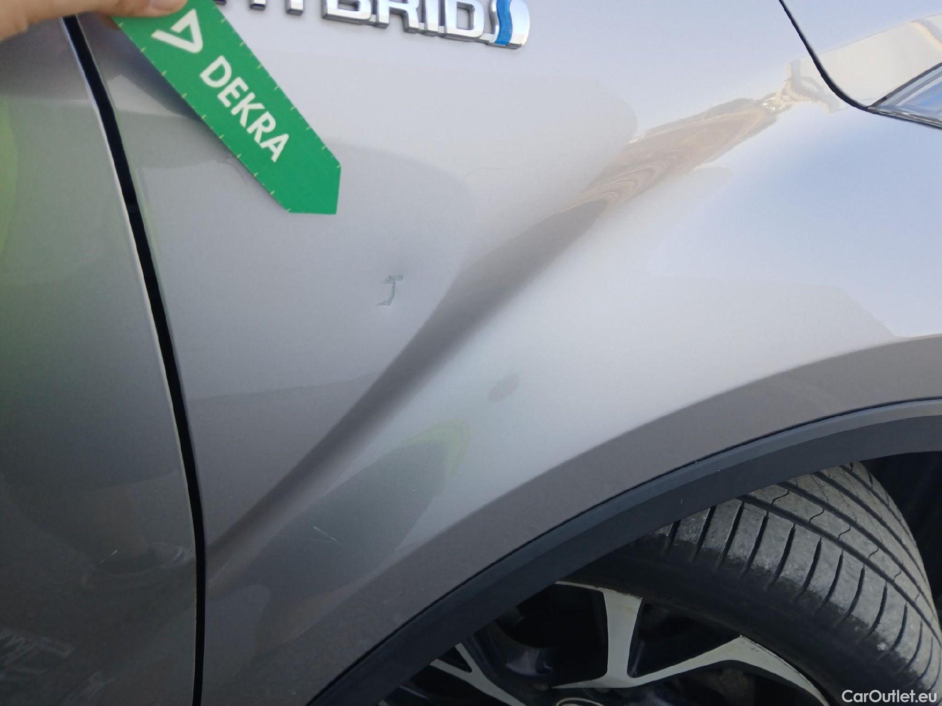  Toyota  C-HR TOYOTA  / 2019 / 5P / todoterreno 2.0 180H Advance #42