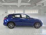  Alfa Romeo   STELVIO ALFA ROMEO / 2017 / 5P / SUV 2.2 TD 190 CV SUPER BUSINESS AT8 Q4 #7