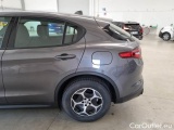  Alfa Romeo   STELVIO ALFA ROMEO / 2017 / 5P / SUV 2.2 TD 190 CV SUPER BUSINESS AT8 Q4 #45