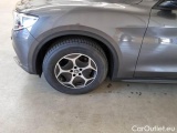  Alfa Romeo   STELVIO ALFA ROMEO / 2017 / 5P / SUV 2.2 TD 190 CV SUPER BUSINESS AT8 Q4 #51